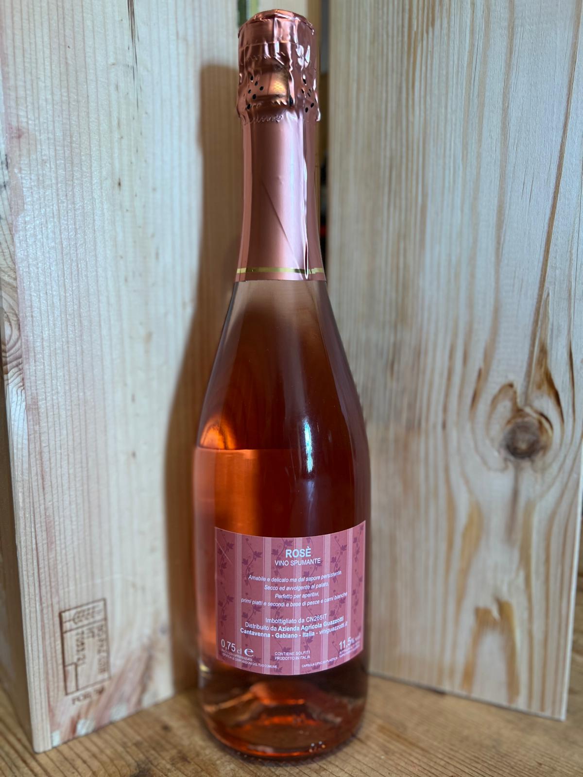 Rosé mousserande vin